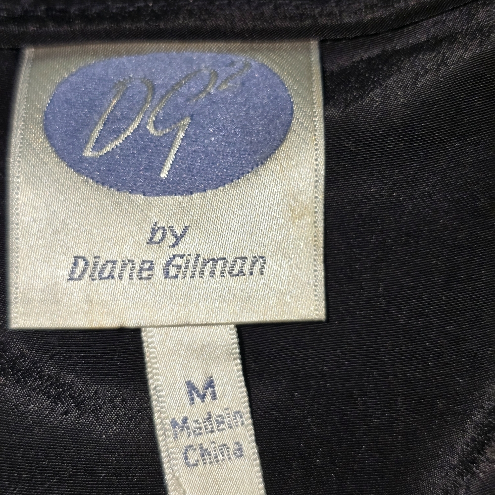 DIANE GILMAN BLACK PONCHO - Picture 6 of 6
